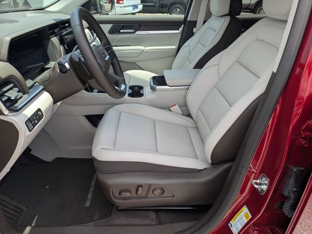Used 2026 GMC Terrain Denali AWD/4WD image 15