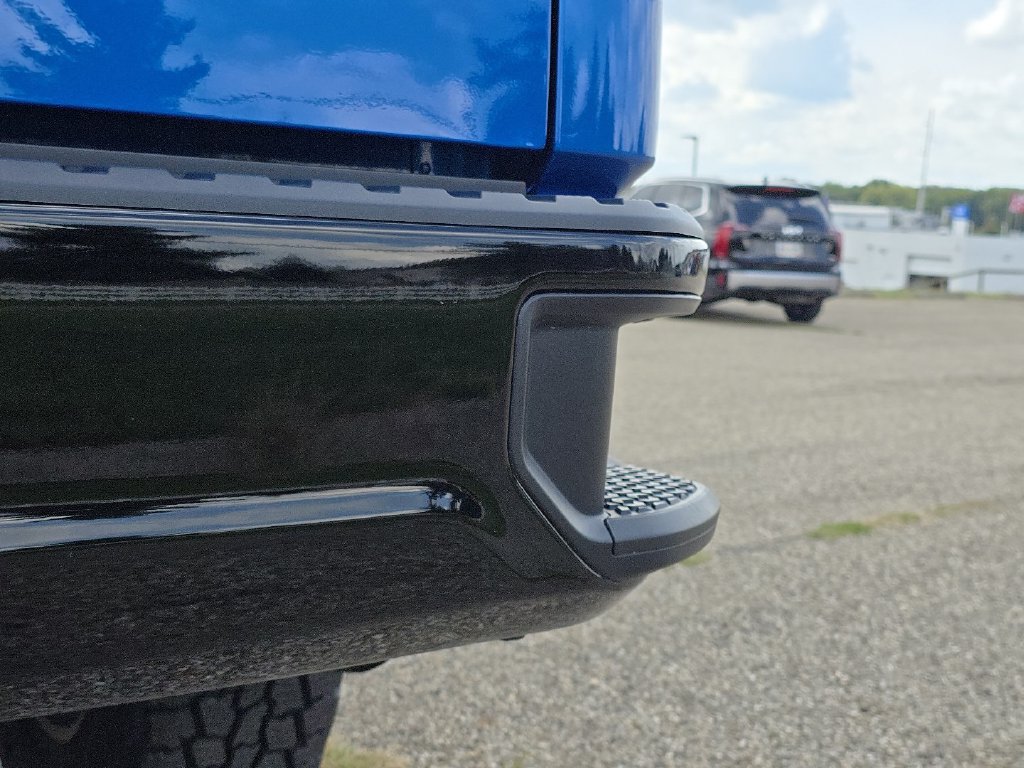 Used 2022 Chevrolet Silverado 1500 Custom Trail Boss w/ LPO, Dark Essentials Package AWD/4WD image 24