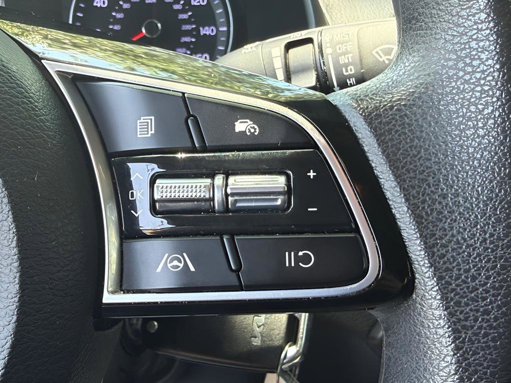 Used 2023 Kia Forte LXS w/ LXS Technology Package FWD image 16