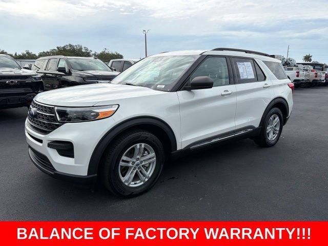 Used 2024 Ford Explorer XLT RWD image 3