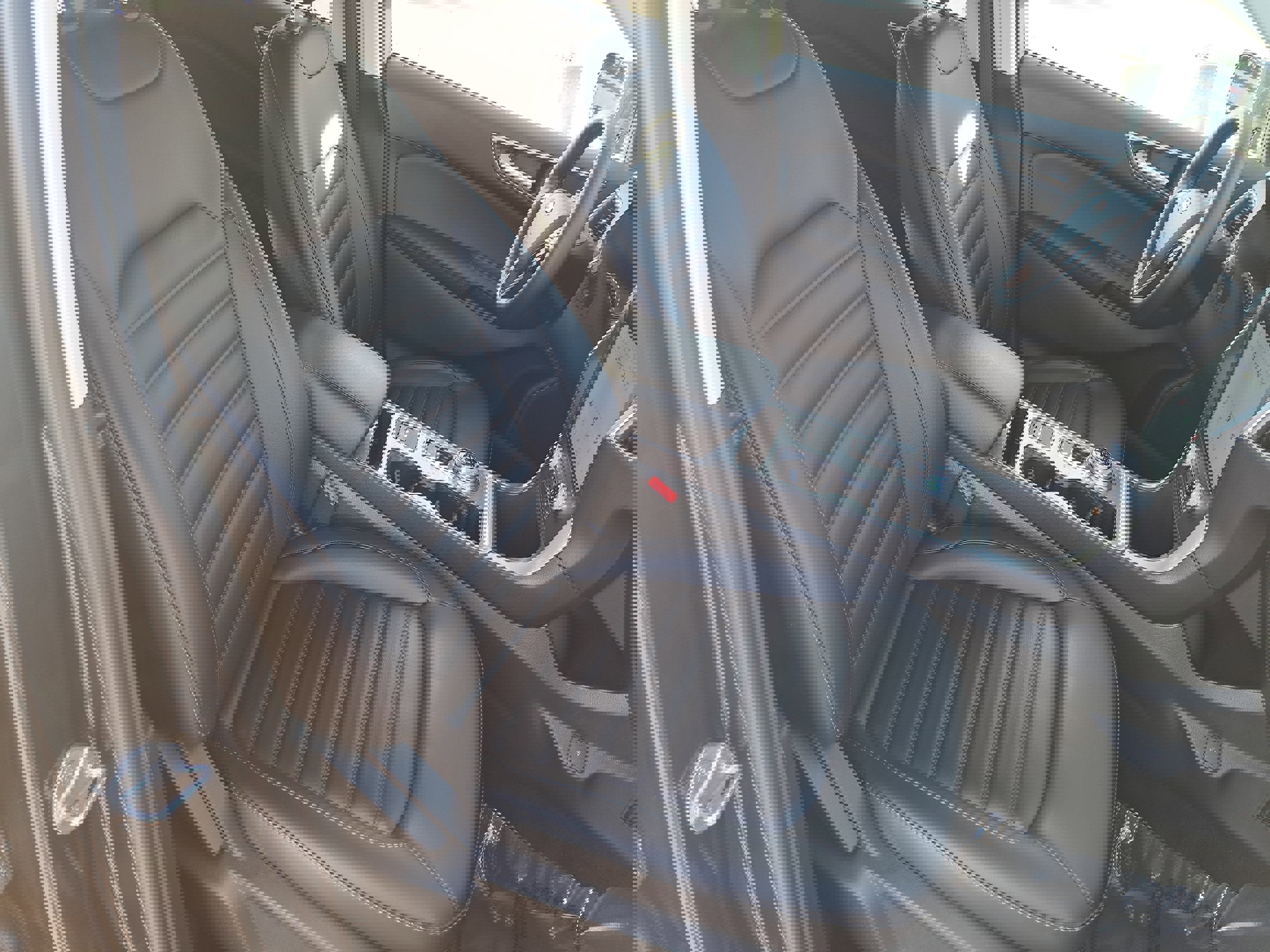 Used 2024 Ford Edge SEL image 10