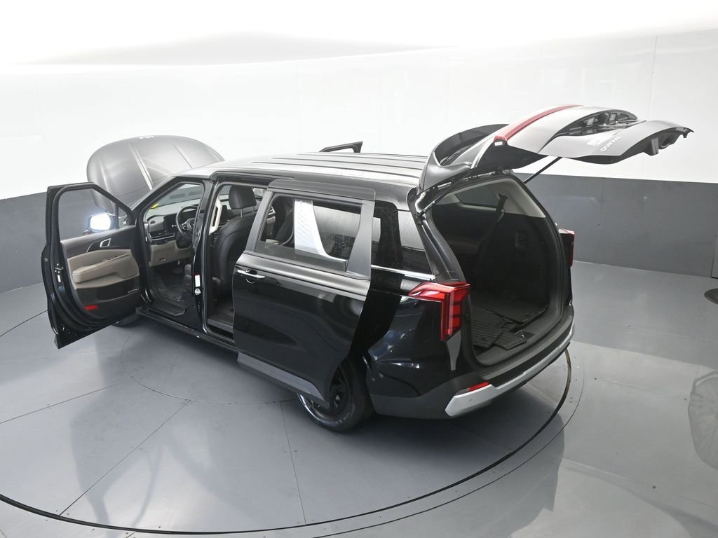 Used 2025 Kia Carnival image 64