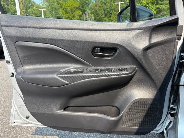 Used 2025 Nissan Versa S FWD image 10