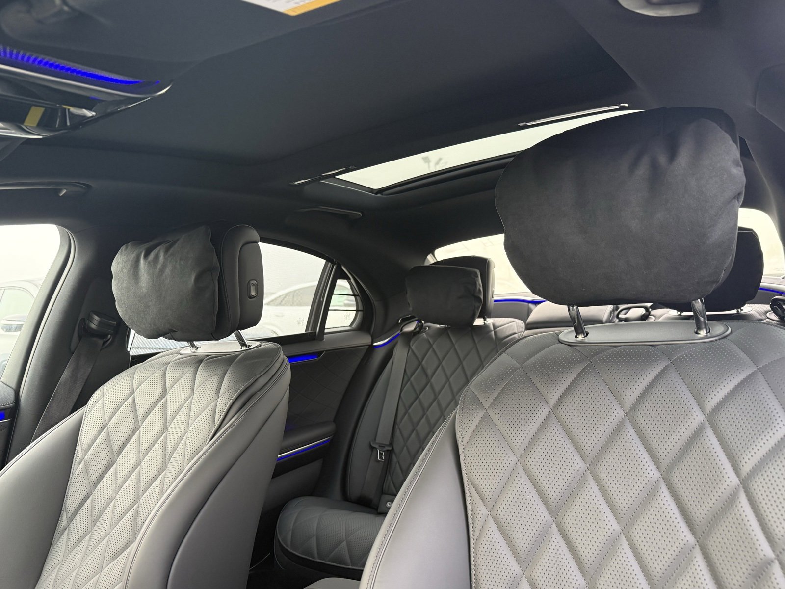 New 2026 Mercedes-Benz S 580 4MATIC Sedan image 17