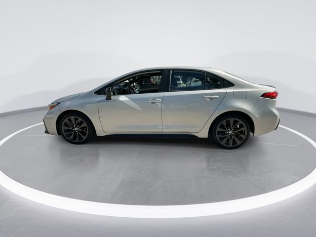 Used 2023 Toyota Corolla XSE FWD image 5