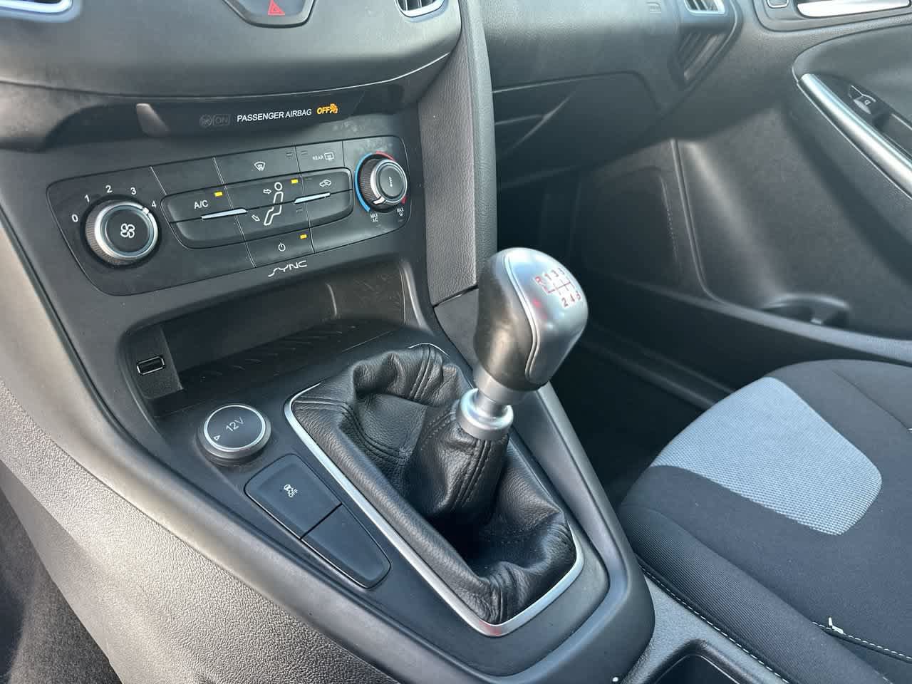 Used 2015 Ford Focus ST FWD image 23