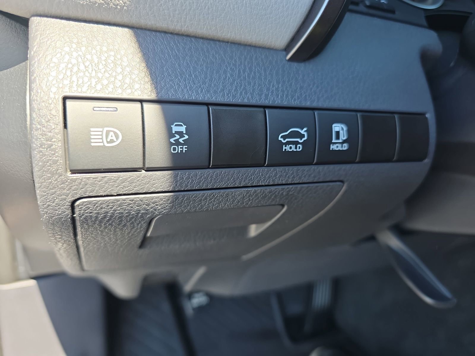 Used 2023 Toyota Camry LE image 25