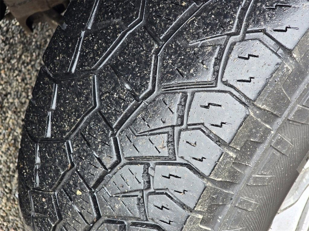 Used 2013 GMC Sierra 1500 SLE image 29