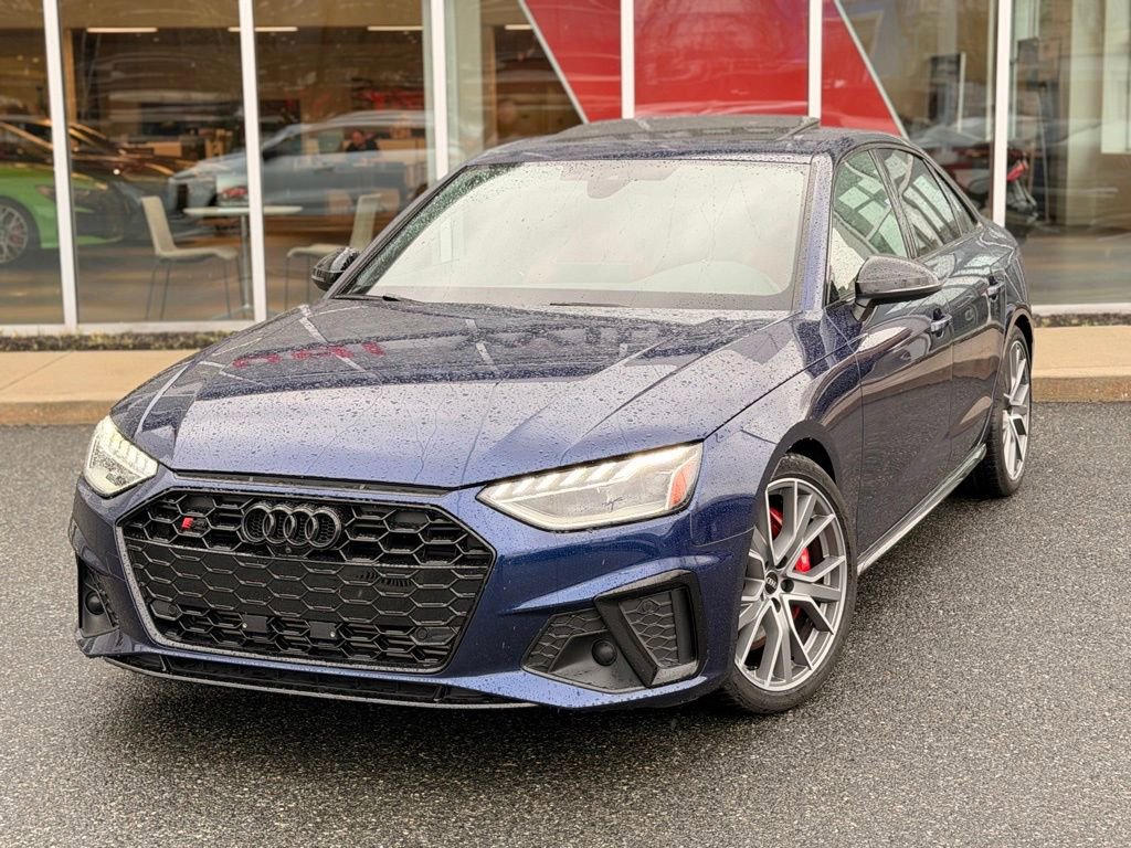 Used 2023 Audi S4 Premium Plus image 2