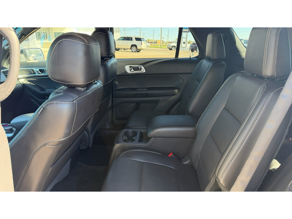 Used 2015 Ford Explorer Sport w/ Equipment Group 401A AWD/4WD image 20