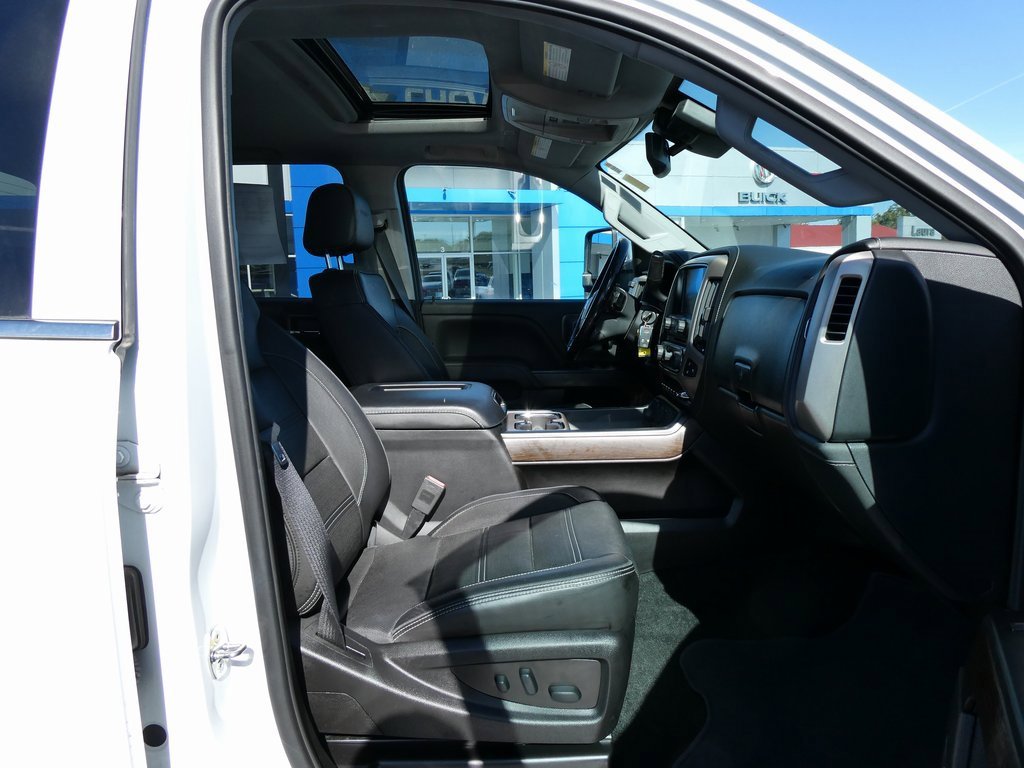 Used 2018 GMC Sierra 3500 Denali w/ Duramax Plus Package image 17