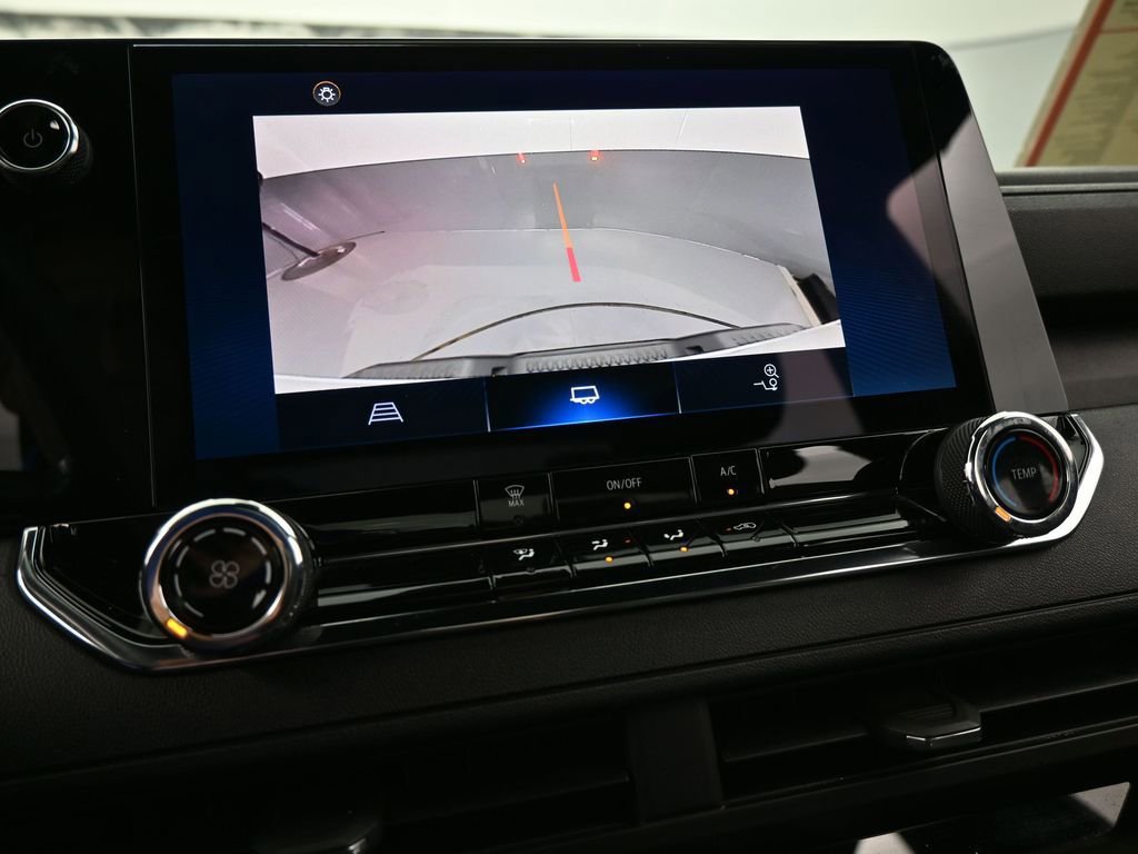 Used 2023 Chevrolet Colorado W/T image 20