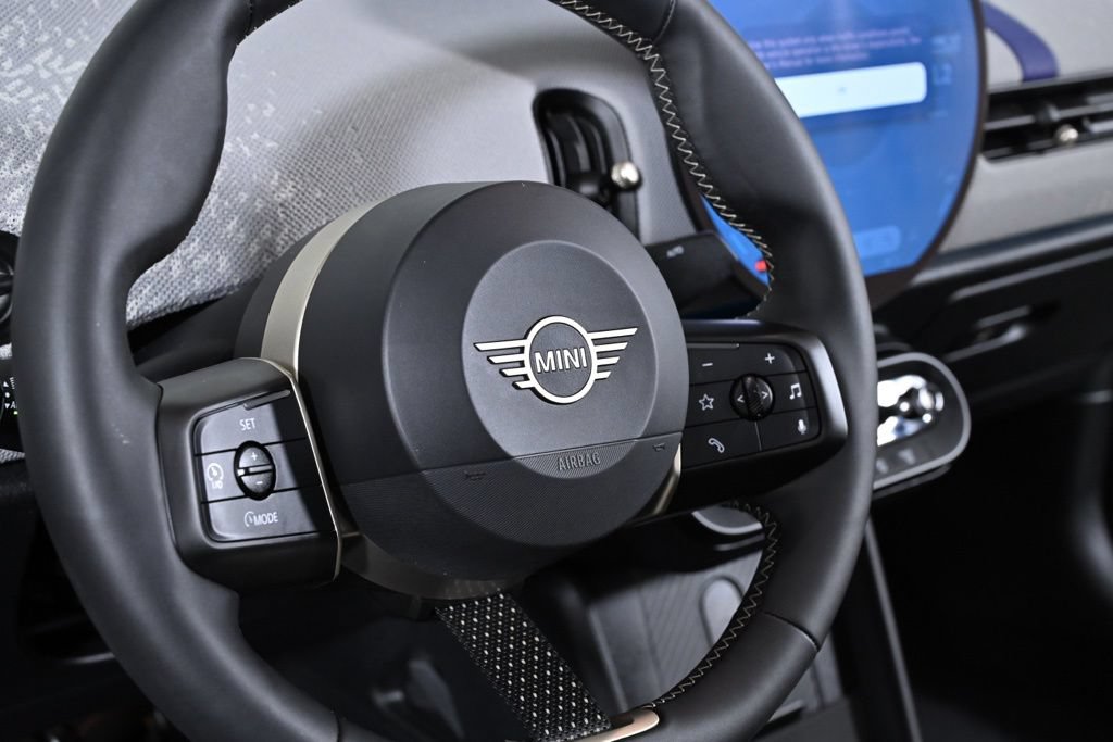 Certified 2025 MINI Cooper S FWD image 15