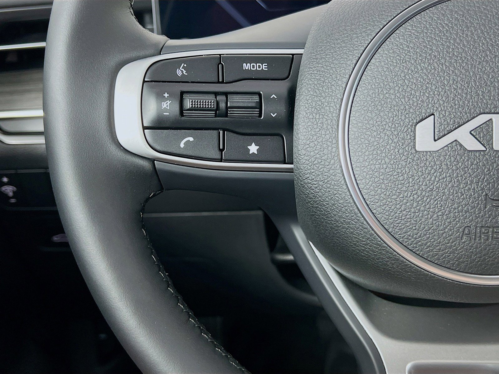 New 2026 Kia K5 EX FWD image 15