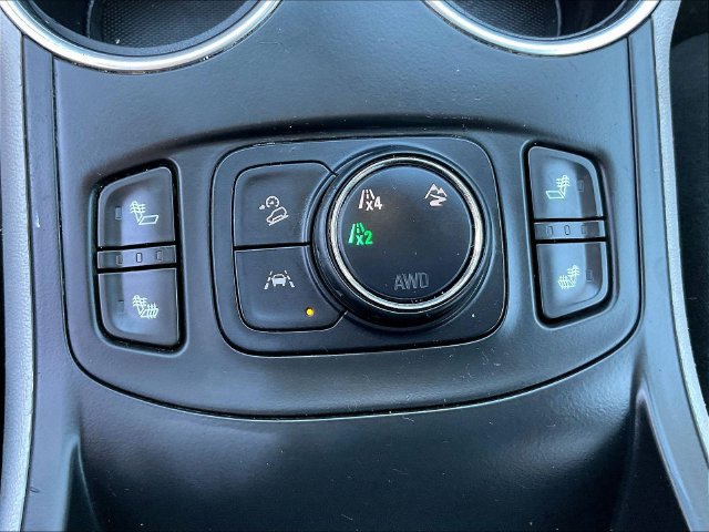 Used 2022 GMC Terrain SLT w/ LPO, Floor Liner Package AWD/4WD image 17