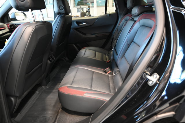 New 2027 Chevrolet Equinox RS w/ Safety and Technology Package AWD/4WD image 11