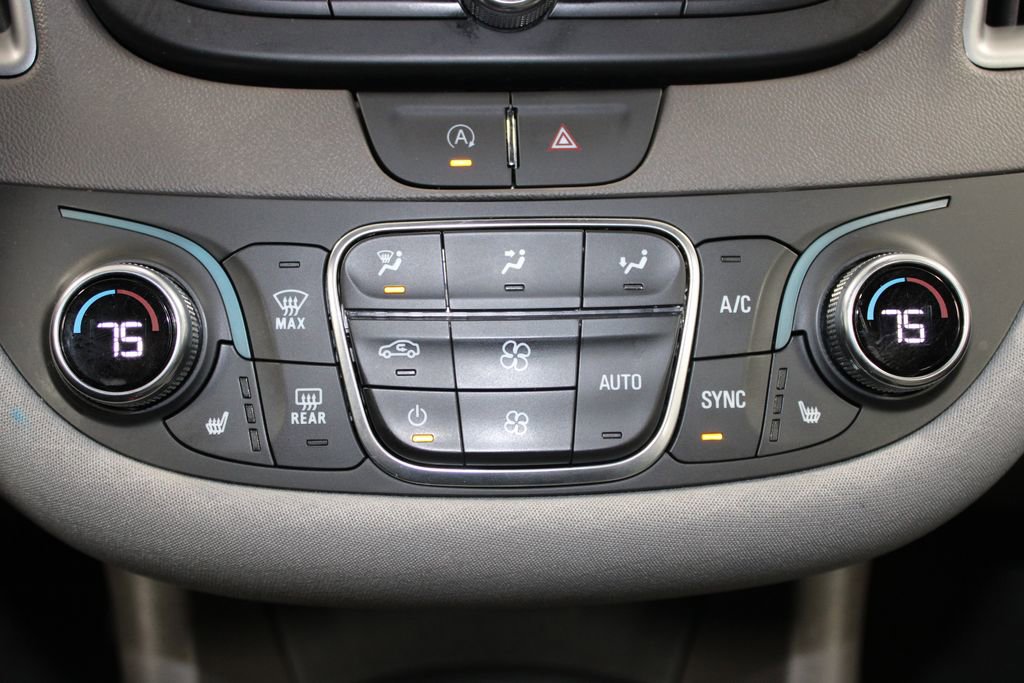 Used 2024 Chevrolet Malibu LT image 41