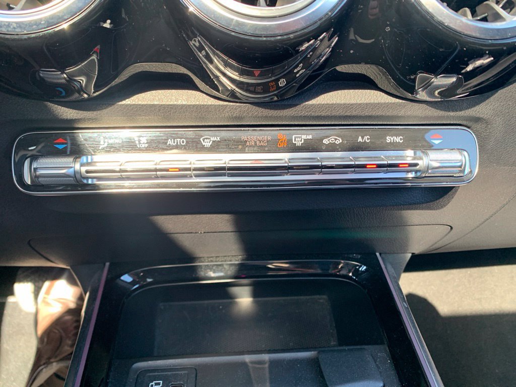 Used 2023 Mercedes-Benz GLB 250 4MATIC image 51