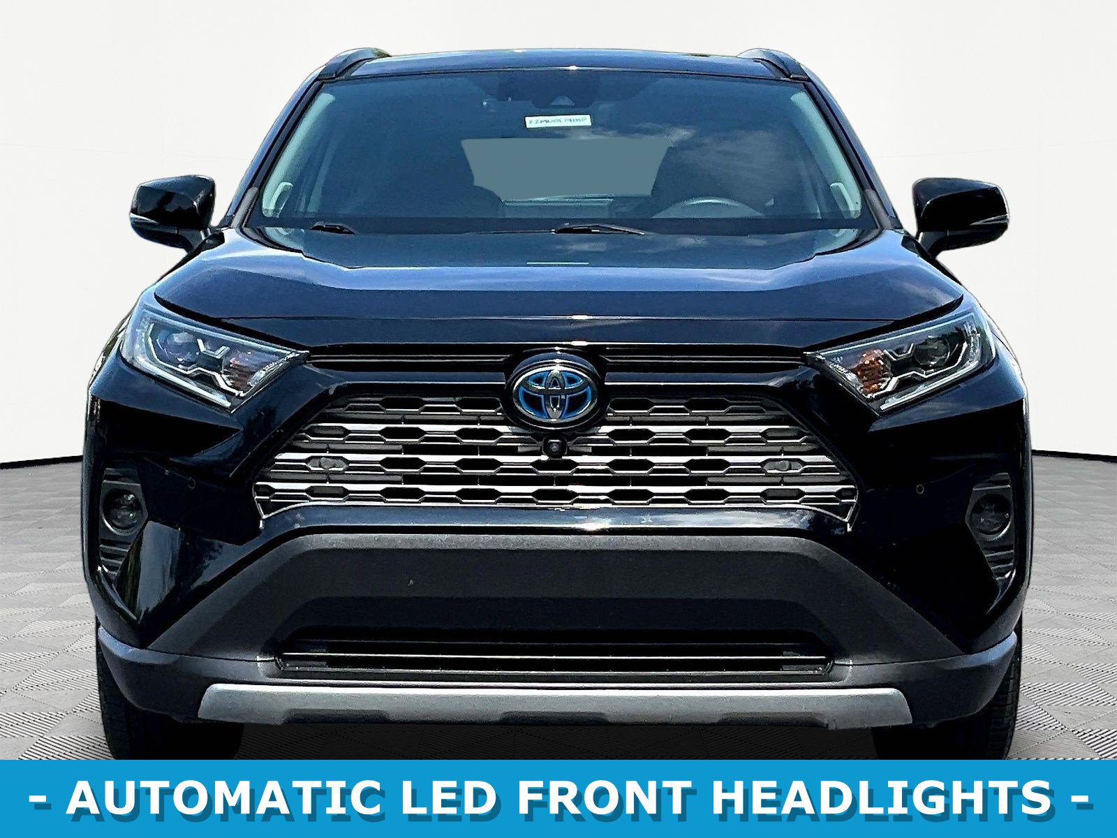 Used 2021 Toyota RAV4 Limited AWD/4WD image 2