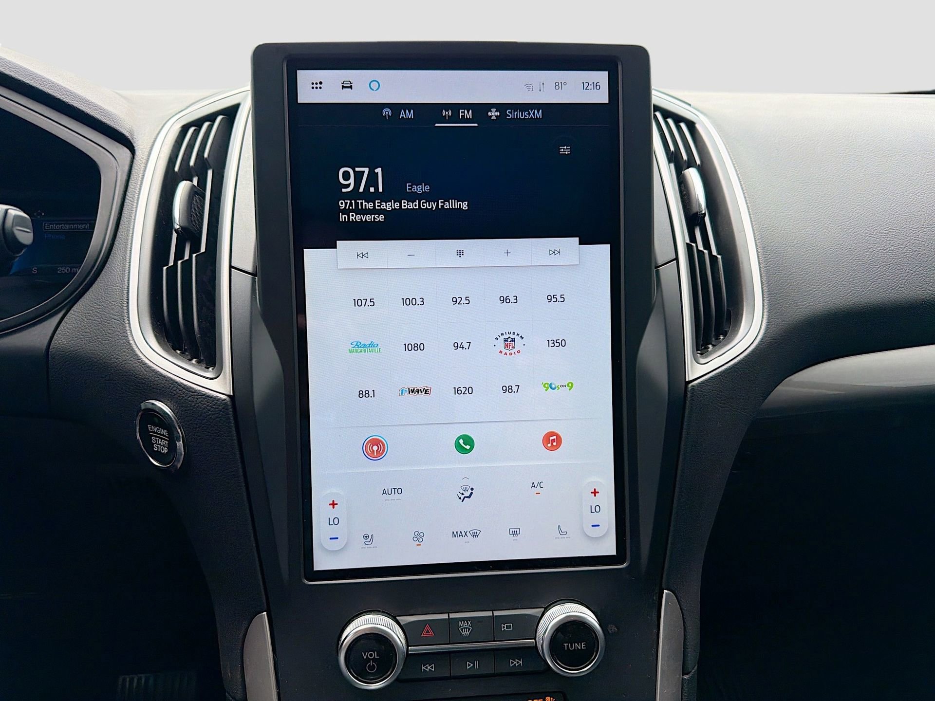 Used 2024 Ford Edge SEL w/ Convenience Package image 18