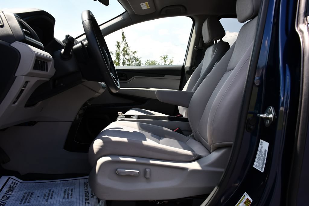 Used 2019 Honda Odyssey LX image 17