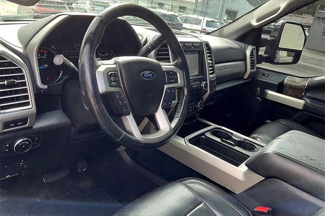 Used 2017 Ford F250 Lariat w/ Lariat Ultimate Package image 13