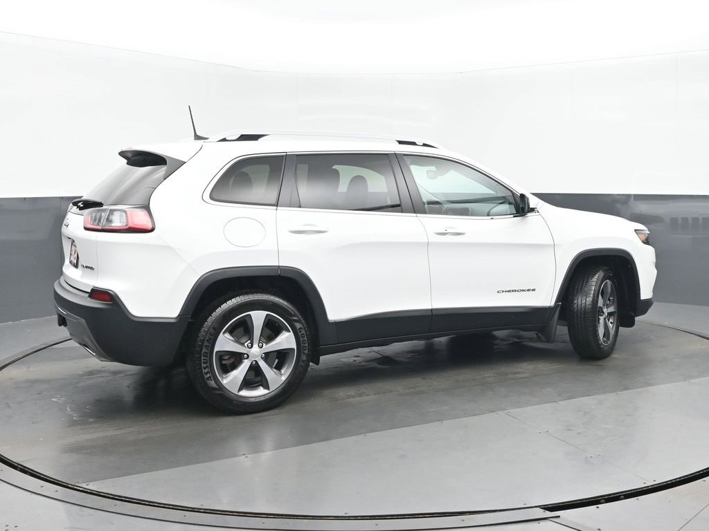Used 2019 Jeep Cherokee Limited w/ Trailer Tow Group image 3