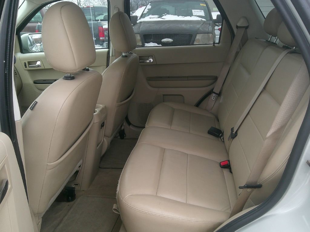 Used 2008 Ford Escape Limited image 10