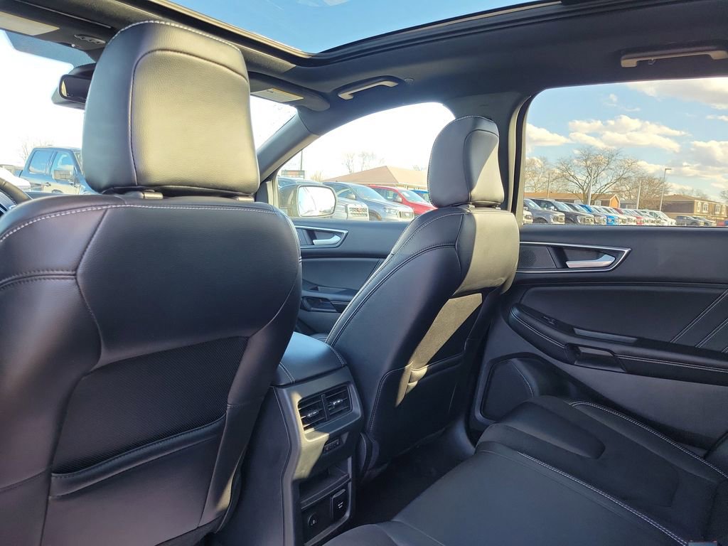 Certified 2024 Ford Edge ST w/ Equipment Group 401A image 15