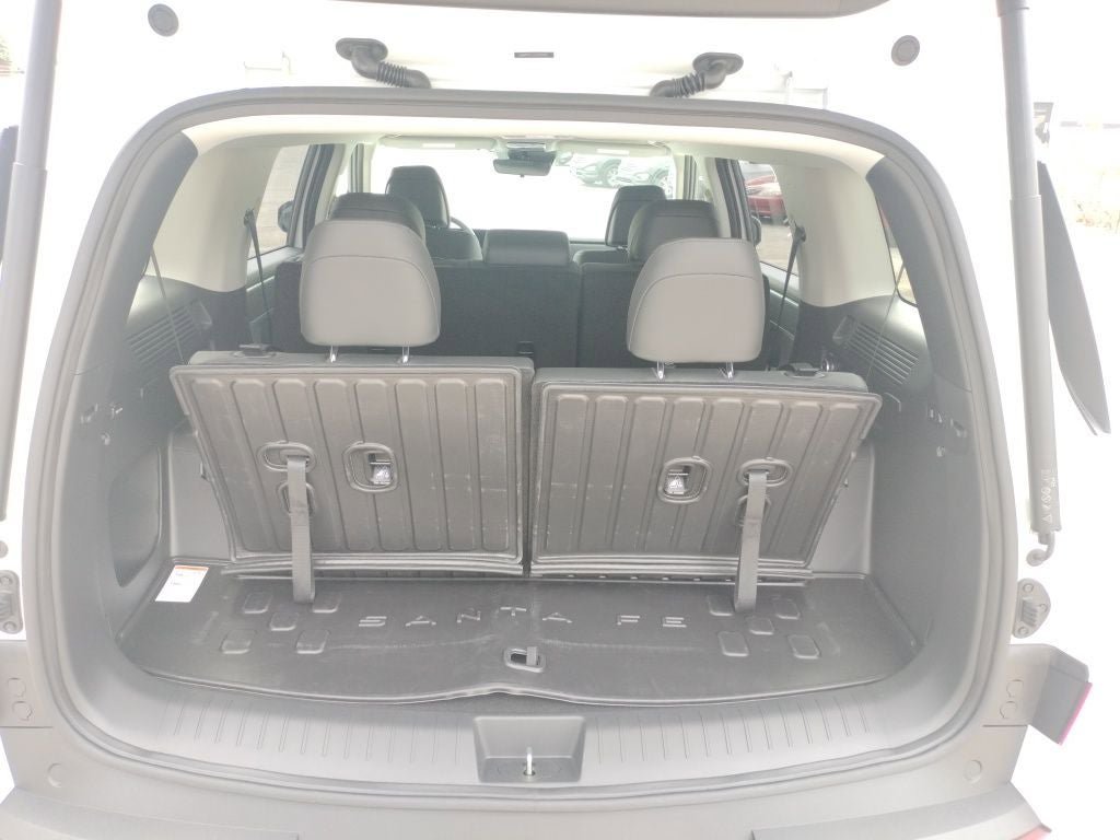 Used 2025 Hyundai Santa Fe SEL FWD image 39