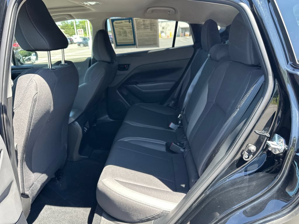 Used 2025 Subaru Crosstrek 2.5i Premium AWD/4WD image 17