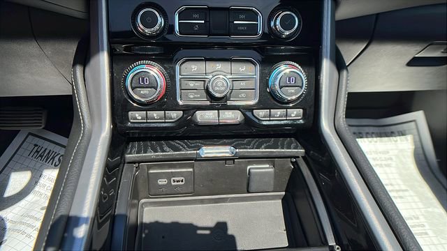 Used 2023 GMC Yukon Denali image 30