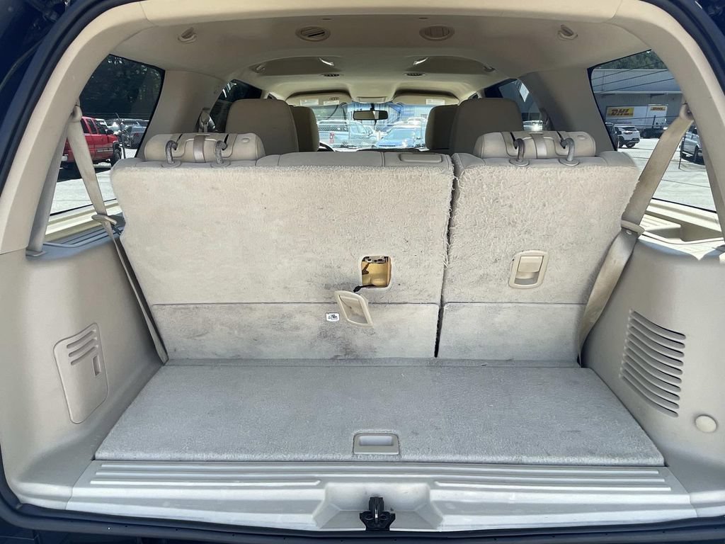 Used 2015 Ford Expedition XLT RWD image 11