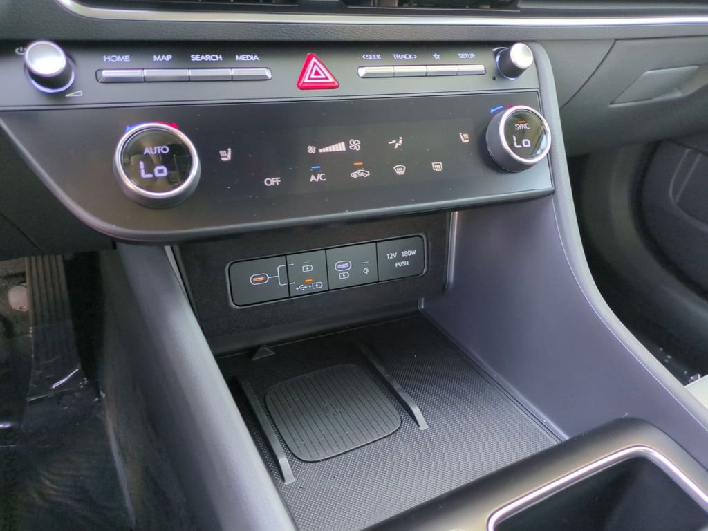 New 2026 Hyundai Sonata SEL FWD image 24