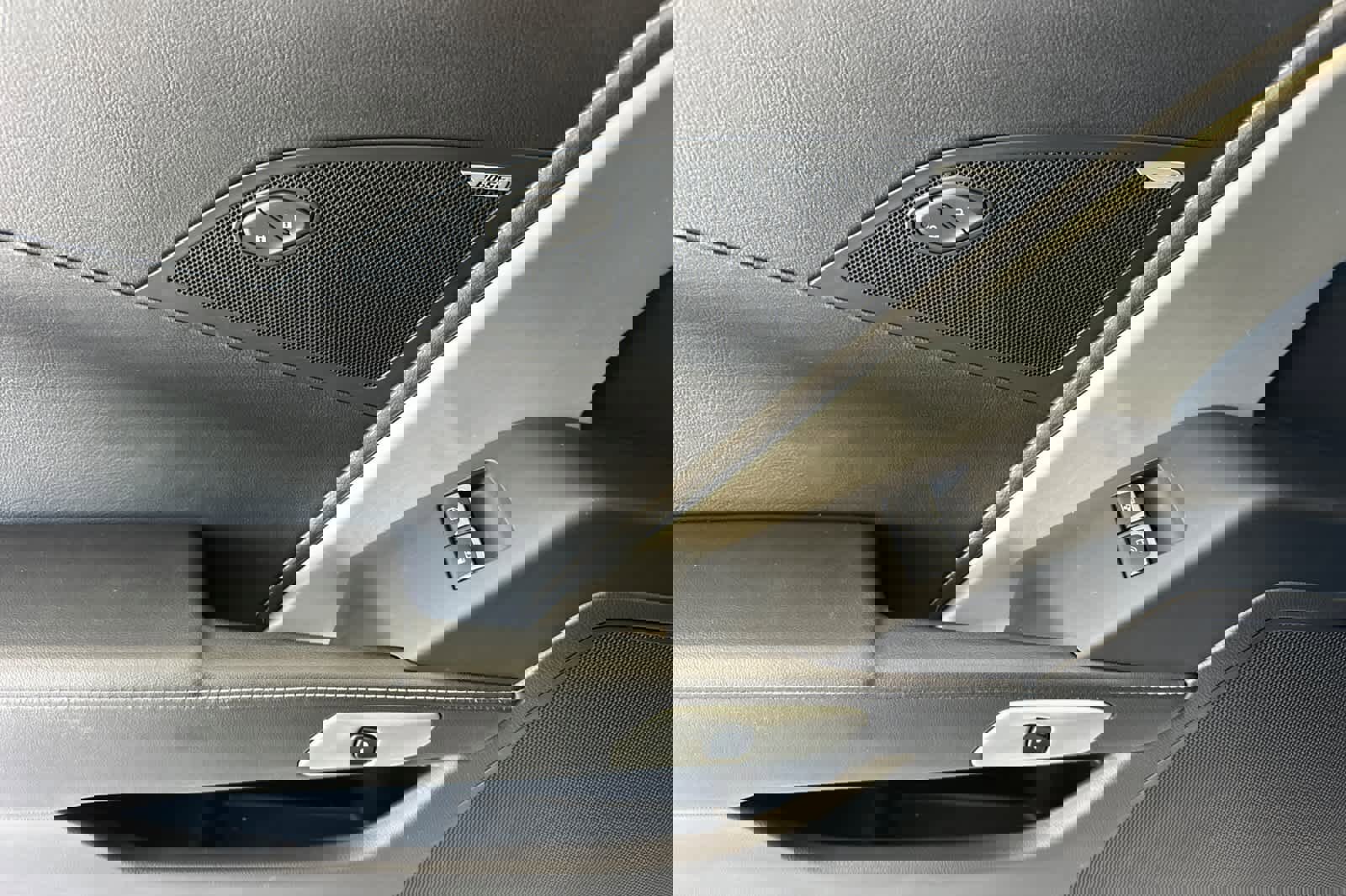 Used 2018 Chevrolet Corvette Stingray Coupe w/ 1LT image 10