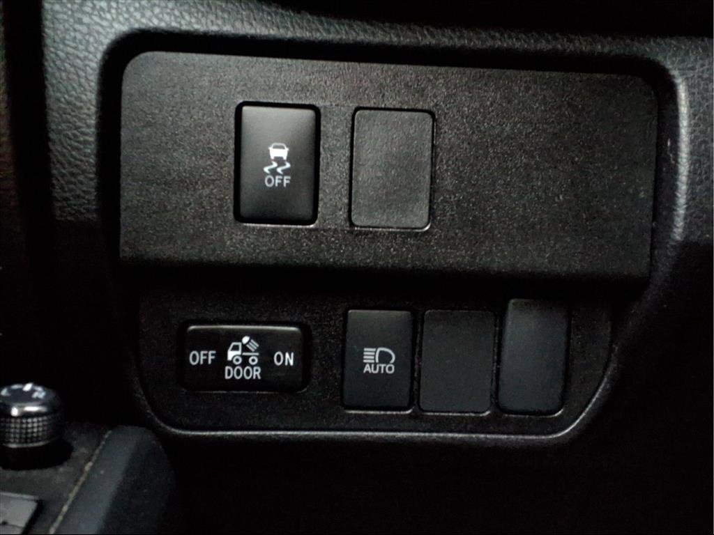 Used 2022 Toyota Tacoma SR5 image 16