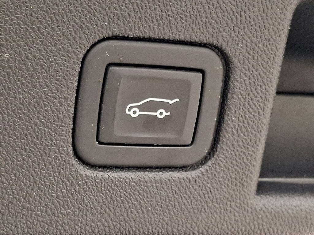 Certified 2024 Chevrolet Equinox Premier AWD/4WD image 29