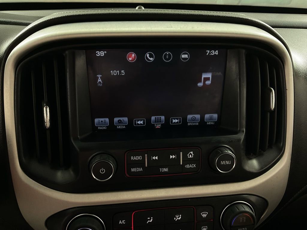 Used 2016 GMC Canyon SLE w/ SLE Convenience Package image 21