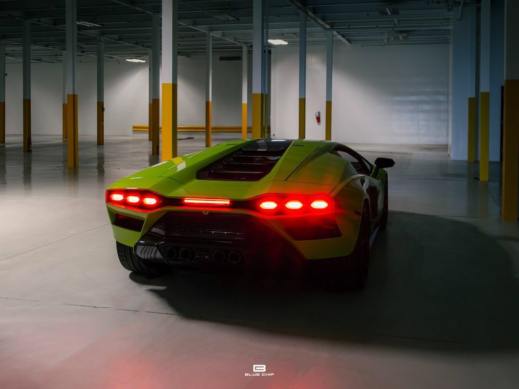 Used 2022 Lamborghini Aventador Countach AWD/4WD image 4