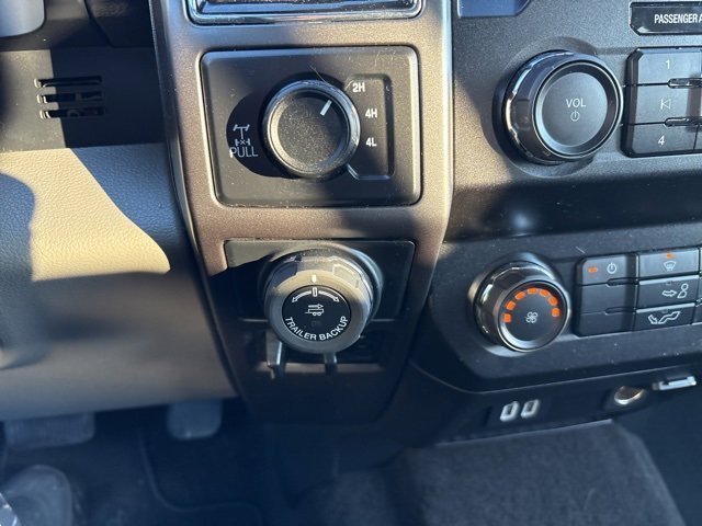 Used 2019 Ford F150 XLT w/ Trailer Tow Package image 31