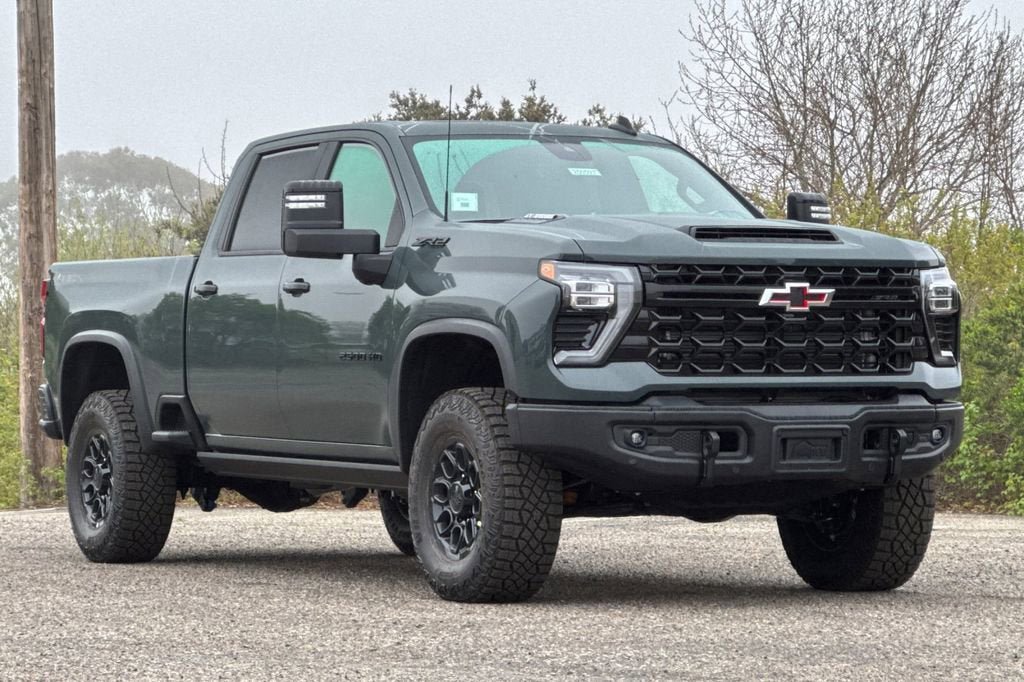 New 2026 Chevrolet Silverado 2500 ZR2 w/ ZR2 Bison Edition image 2
