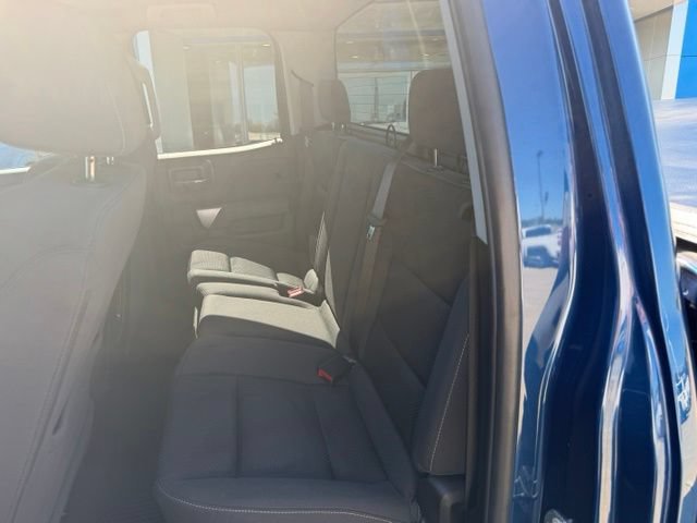 Used 2018 Chevrolet Silverado 1500 LT w/ All Star Edition AWD/4WD image 24