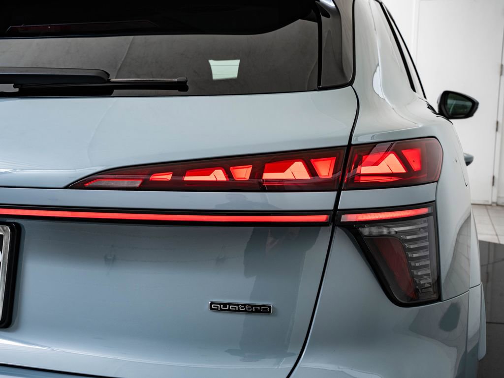 New 2026 Audi Q3 quattro 2.0T image 9