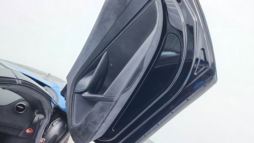 Used 2020 McLaren 720S Performance image 31