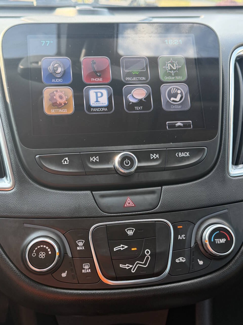 Used 2016 Chevrolet Malibu LT w/ Leather Package FWD image 19