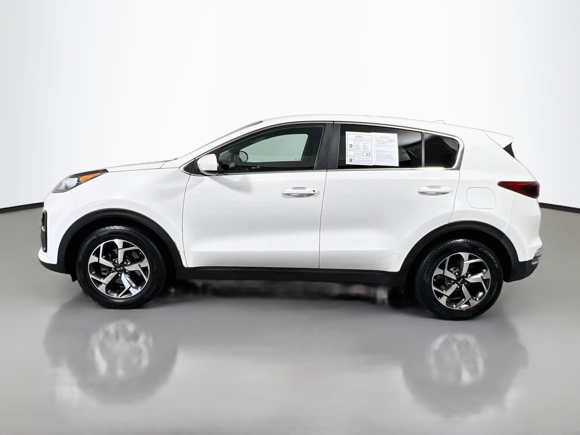 Used 2020 Kia Sportage LX FWD image 9
