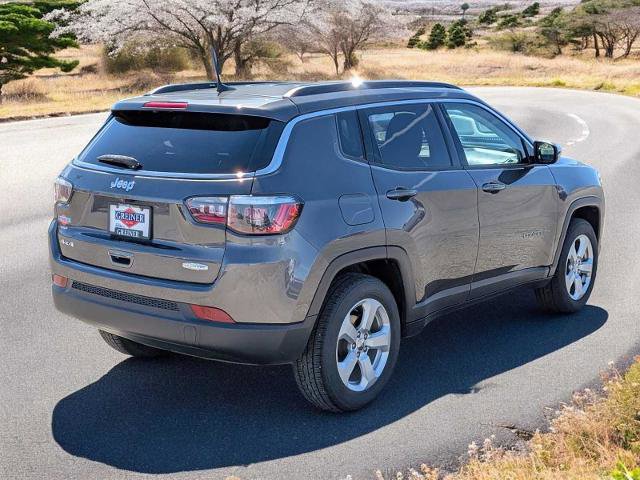 Used 2018 Jeep Compass Latitude w/ Popular Equipment Group AWD/4WD image 6