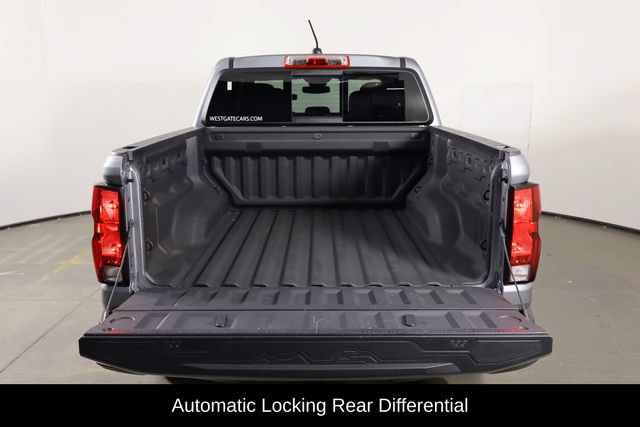 Used 2026 Chevrolet Colorado W/T w/ Advanced Trailering Package AWD/4WD image 16