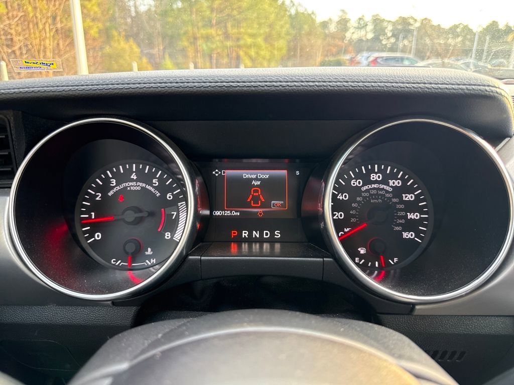 Used 2020 Ford Mustang Premium image 19