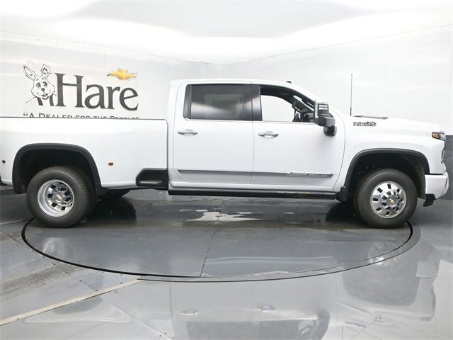 New 2026 Chevrolet Silverado 3500 High Country w/ High Country Premium Package image 27